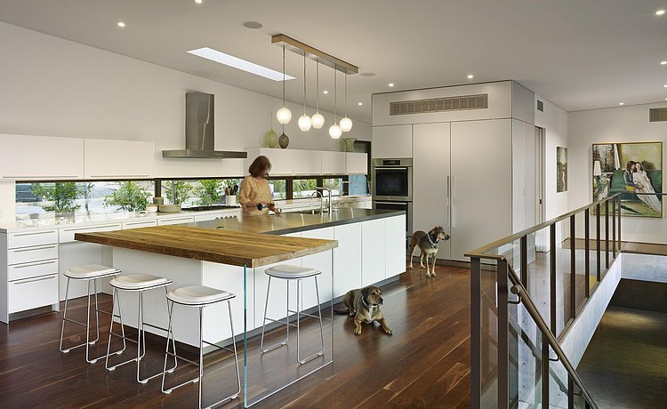 b3 kitchen in alpine white laminate, natural aluminum and stainless steel.